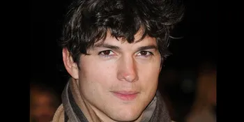 Ashton Kutcher Akhirnya Dapat Senjata