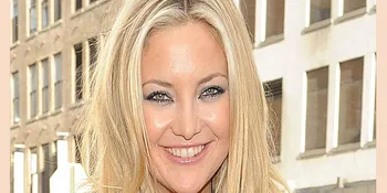 Kate Hudson Pacari Vokalis Muse
