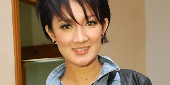 Komentar Tentang Ariel, Melly SHE Dicaci di Twitter