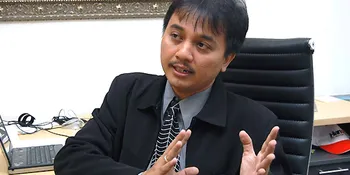 Roy Suryo Minta Ariel Diuji Secara Fisik