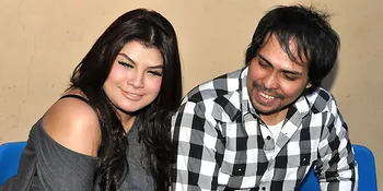 Nania Idol Gandeng Cowok Baru