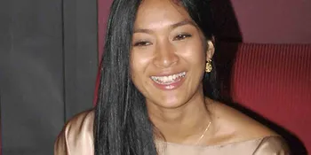 Happy Salma Terkena Kanker Rahim