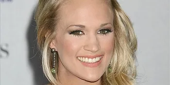 Carrie Underwood Menikah Sembunyi-Sembunyi