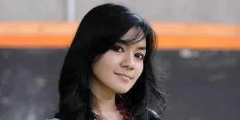 Enno Lerian Berakting Panas di 'SELIMUT BERDARAH'