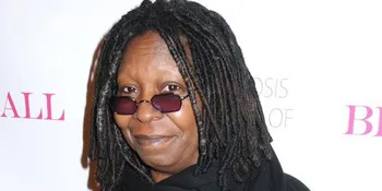 Whoopi Goldberg Tak Percaya Mel Gibson Rasis