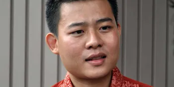 Haris Indra Ancam Tuntut Pengacara Ebes