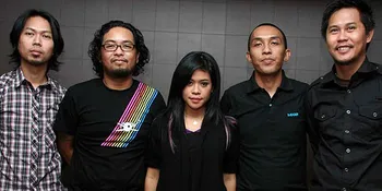 Kikan Hengkang Dari Cokelat!
