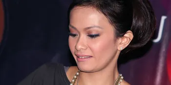 Ersa Mayori Canggung Saat Bawakan Gosip Cut Tari