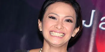 Ersa Mayori, Pecinta Makanan Sejati