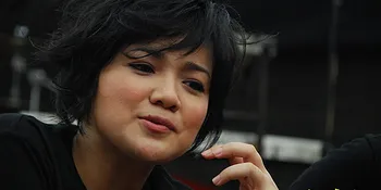 Nirina Tak Berani Komentar Tentang Cokelat
