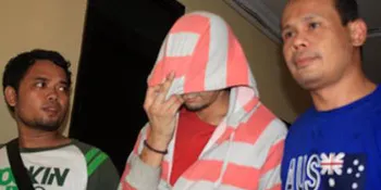 Revaldo Berikan Salam 'Jari Tengah' Pada Wartawan