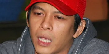 Ariel Isi Waktu Dengan Puasa dan Buat Sketsa