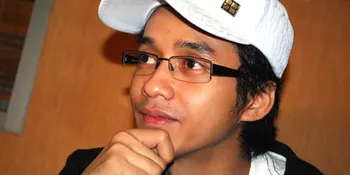 Adly Fairuz Ungkap Isi Hati di 'Terjadilah'