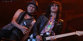 All Indonesian Rockstar Awali Konser Slash