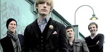 Pesawat Tertunda, Konser Kula Shaker Telat Dimulai
