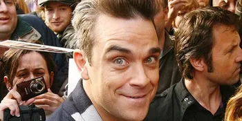 Pernikahan Romantis Robbie Williams - Ayda Field 