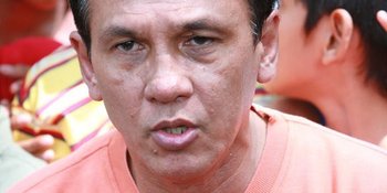 Kurang Dana, Alat Perawatan Franky Sahilatua Dilepas