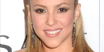 Shakira Gelar Konser Interaktif