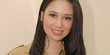 Laura Basuki Refresh Memori Dengan Bakiak