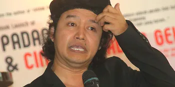 Andrea Hirata Siap Berburu Ketupat di Amerika