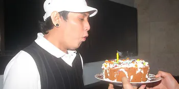 Wilson Idol Sibuk Promo Single Terbaru