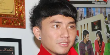 Omesh Teringat Masa di Pesantren