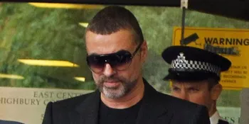 George Michael Jalani Terapi 14 Hari di Rehabilitasi