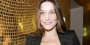 Buku Kisah Cinta Carla Bruni Akan Segera Terbit