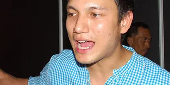 Jemaat Gereja Ditusuk, Christian Sugiono 'Panggil-Panggil' SBY