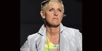 Ellen DeGeneres Pamerkan Koleksi Richie Rich di Catwalk