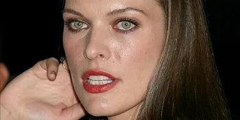 Milla Jovovich Punya Miniatur