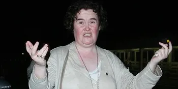 Susan Boyle Bernyanyi Untuk Paus