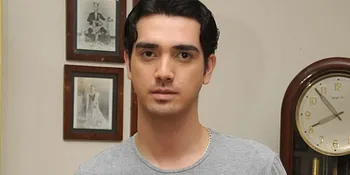 Fachri Albar Tak Bisa Tolak Tawaran 'MERTUA DAN MENANTU'