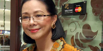 Orang Tua Gadis Minta Poppy Dharsono Kembalikan Anaknya