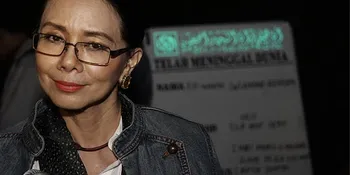 Pengacara: Gadis Mau Tinggal Dengan Poppy Dharsono