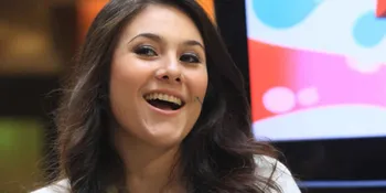 Demi Anak, Wulan Guritno Tolak Tawaran Job