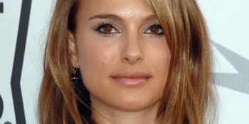 Natalie Portman Calon Pemeran Lois Lane?