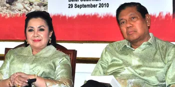 Lenny Marlina Dukung Suami Rilis Buku