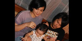 Nirina dan Ernest Kenalkan Anak Pada Lingkungan Kerjanya