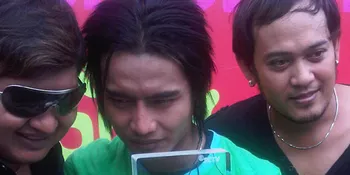 Menangkan Penghargaan 'INBOX', ST12 Belum Puas