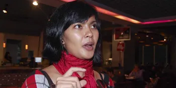 Lola Amaria Lagi Seru Kerja di Belakang Layar