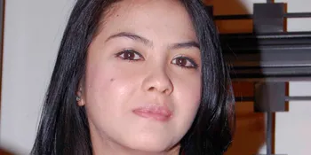 Revalina S Temat: Jaga Lingkungan Sudah Jadi Tugas Kita