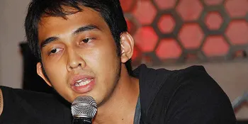 Naga Lyla Terus Dukung Ariel