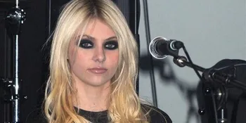 Taylor Momsen: Saya Lihat Diri Saya Benar-Benar Gila