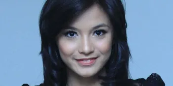 Chelsea, Lagu Curhat Para Perempuan