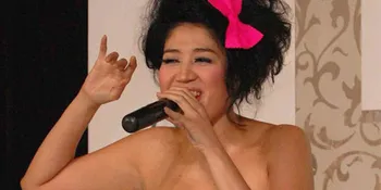 Sania Ingin Kolaborasi Dengan Sandy Sandhoro
