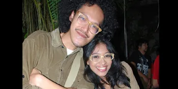 Endah N Rhesa: Penggunaan Bahasa Inggris Karena Konsep