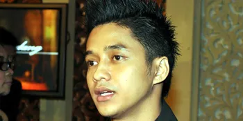 Adly Fairuz Cari Jodoh Berprofesi Dokter