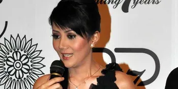 Islah Aida - Zainuddin MZ Harus Terbuka