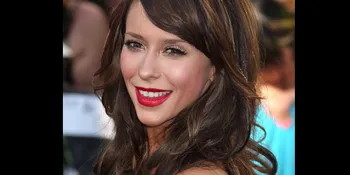 Jennifer Love Hewitt Sutradarai Serial TV 'THE CLIENT LIST'